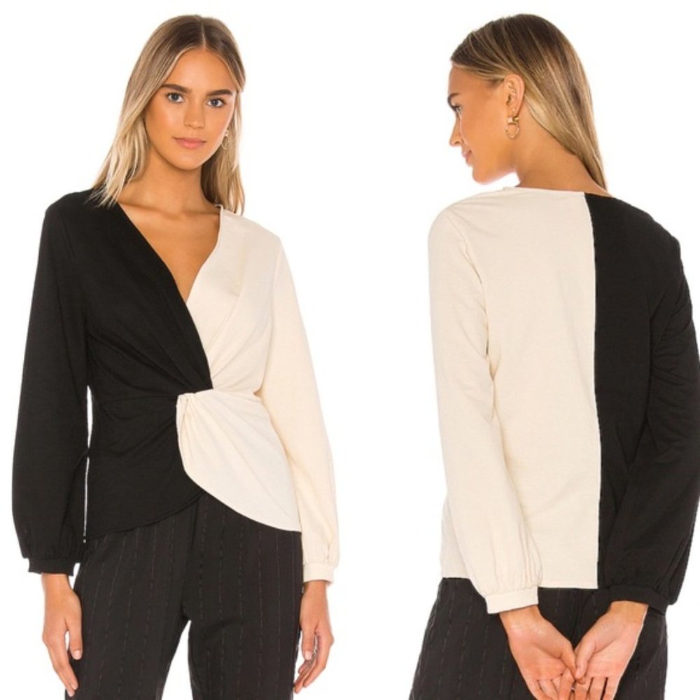 Callahan Knitwear NWOT Rana Cream/Black Colorblock Front Twist Knot Sweater